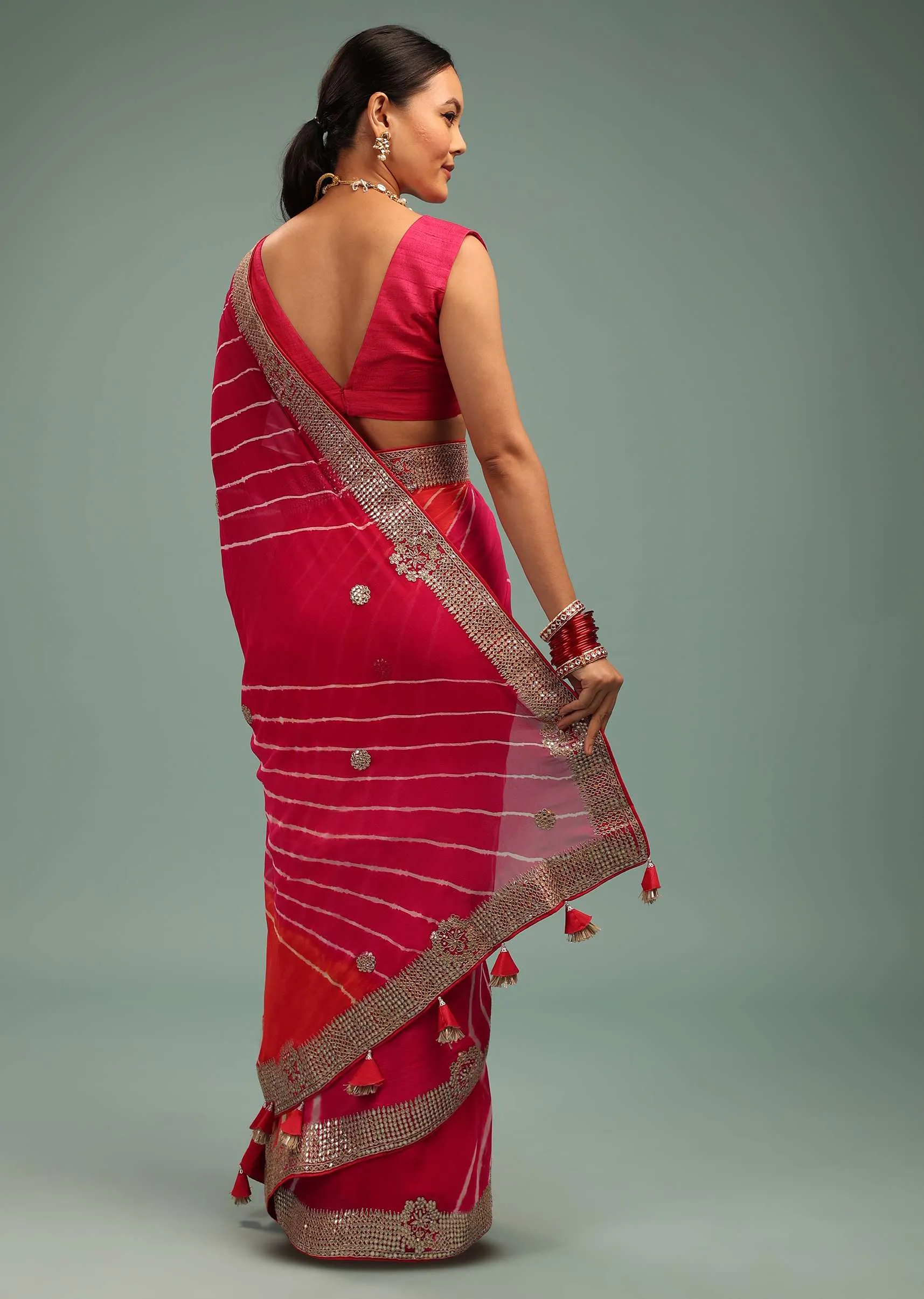 Gradient Red & Pink Leheriya Saree In Georgette With Jaipuri Gotta Work Border And Tassel Pallu
