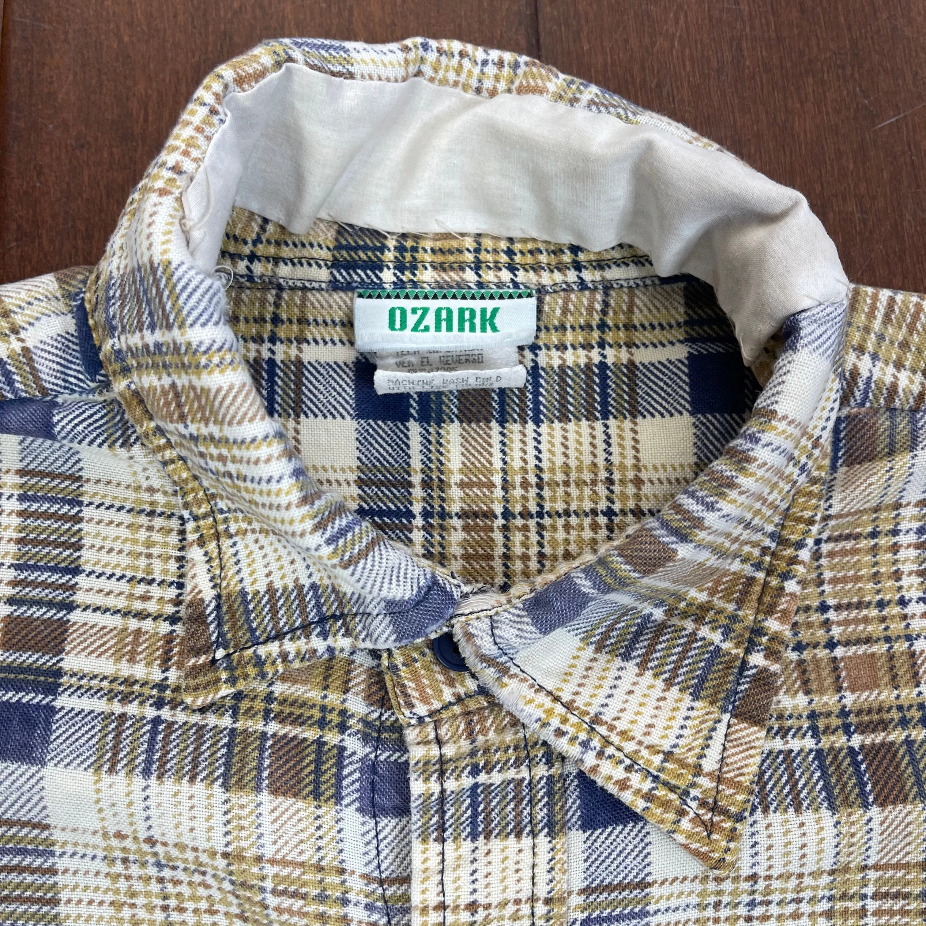 VINTAGE PLAID BUTTON-UP